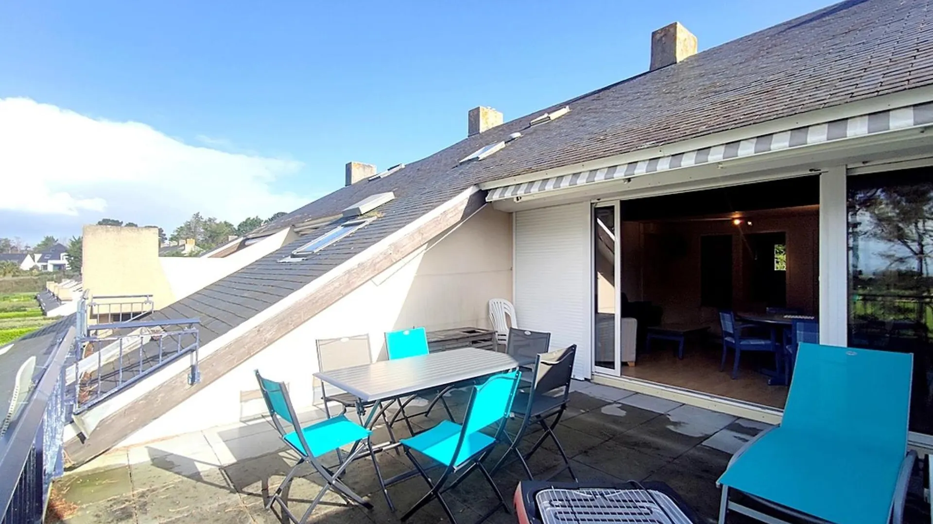 Duplex Avec Terrasse, A 250 M De La Plage Du Fogeo Et Proche Commerces - Fr-1-639-114 Arzon